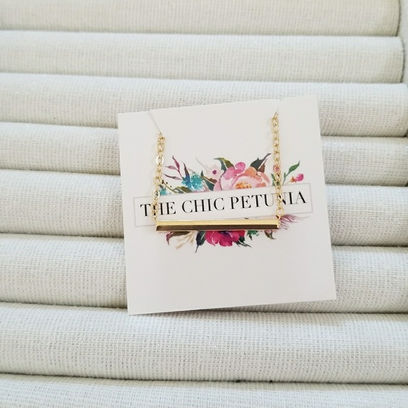 Gold bar necklace - Picture 2 of 4